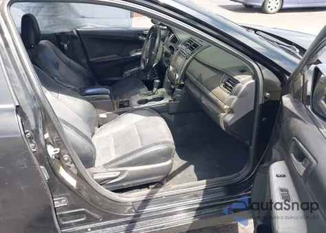 2012 Toyota Camry Se z USA, uszkodzony, nr VIN 4T1BF1FK2CU596307